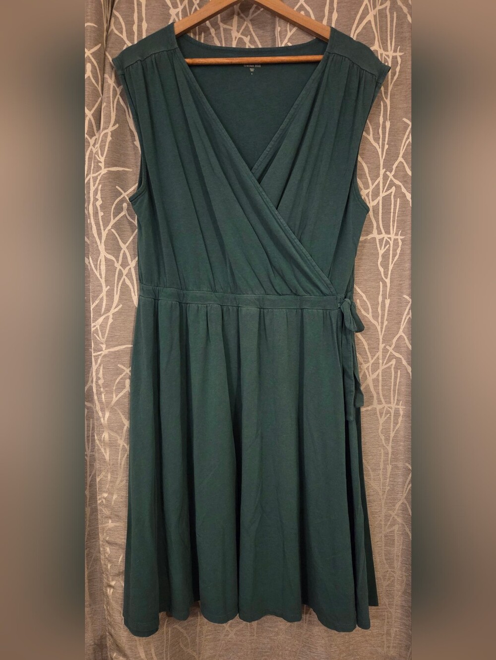 Garnet Hill Sleeveless Forest Green Wrap Dress. Size L